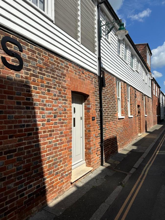 Jesticos, Perfectly Wonderful Central , 1 Parking Included Canterbury Exterior foto